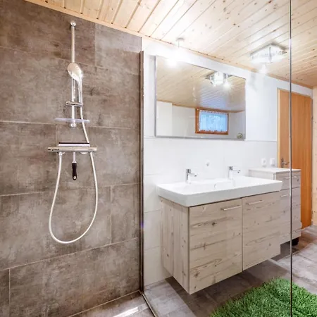 Simons Blockhuette By Interhome Dağ evi