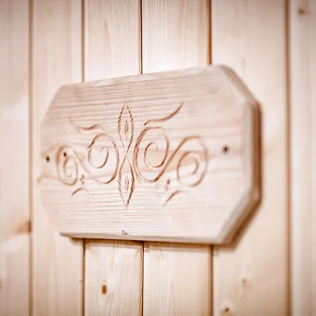 Simons Blockhuette By Interhome Dağ evi Grobming